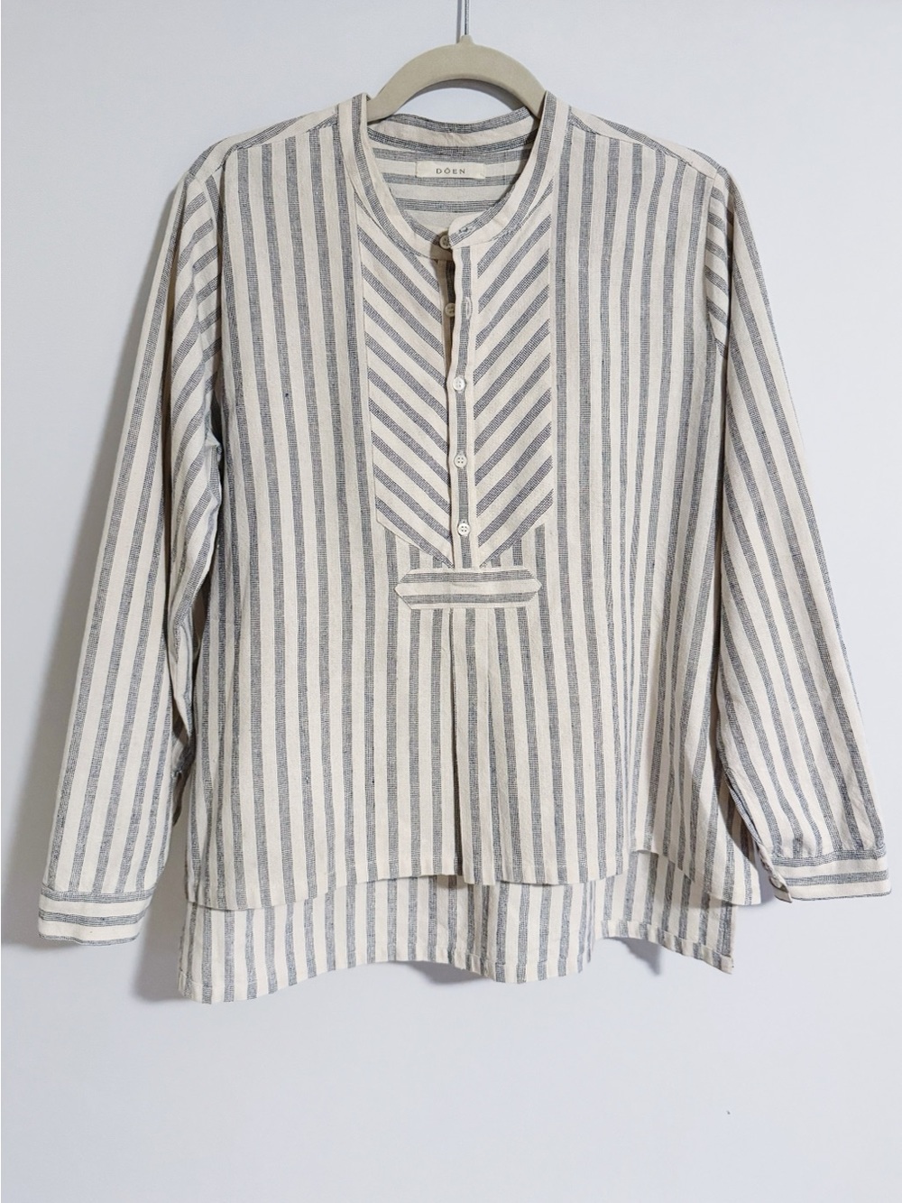 Doen - 100% Silk Striped Oatmeal and Blue Long Sleeve Top